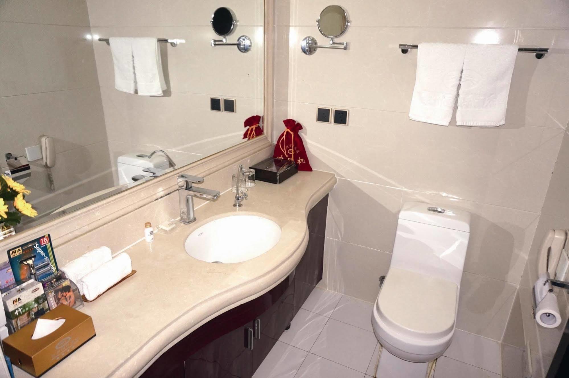 Jingzhou International Hotel Shijiazhuang Bagian luar foto